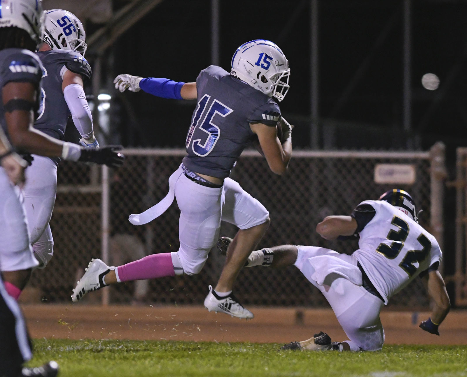 101119 DP Lompoc football 02.jpg